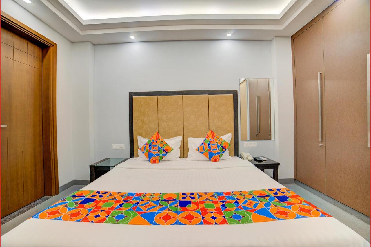 Fabhotel Exotica Greenpark Nueva Delhi Exterior foto